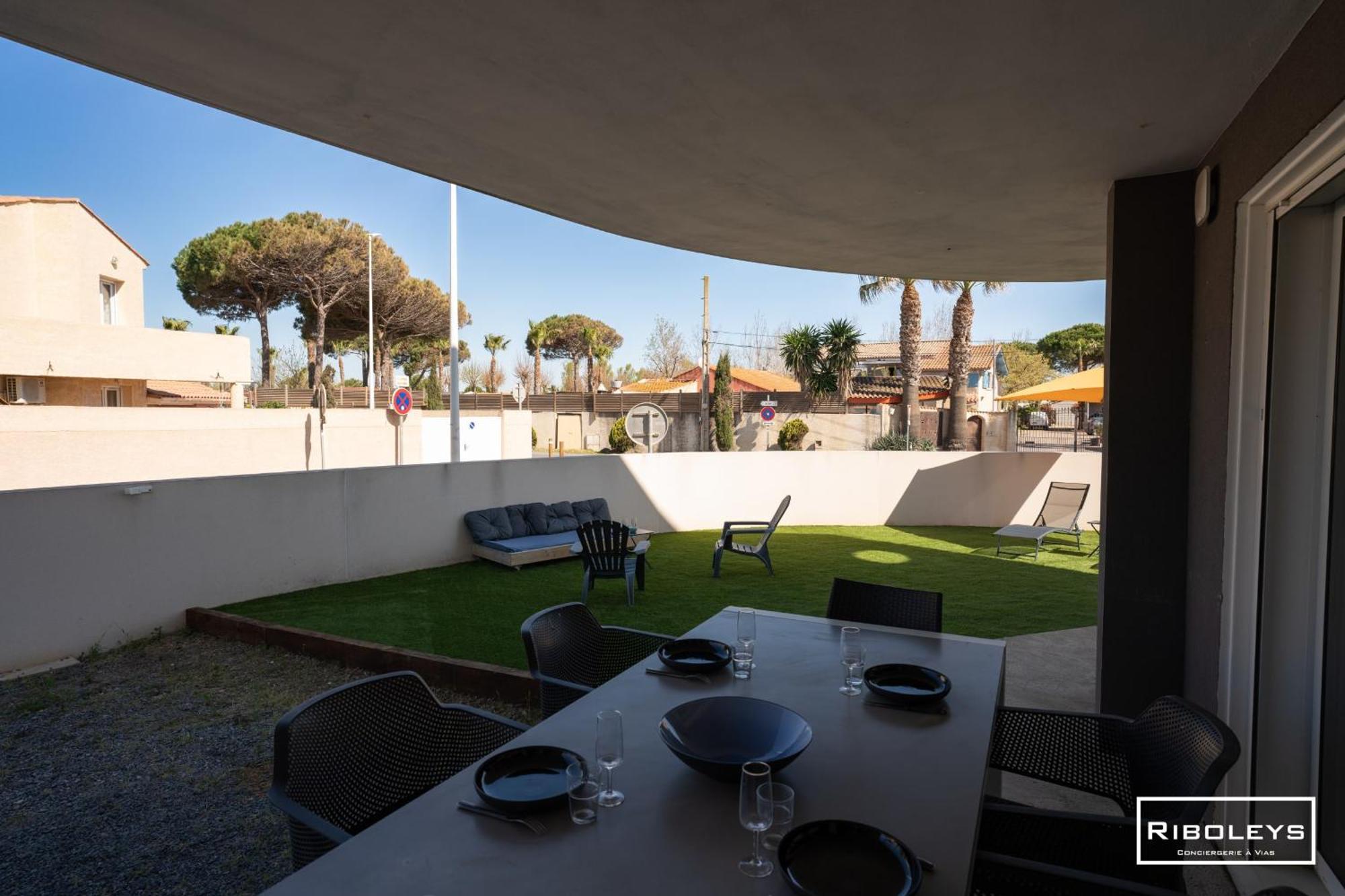Grand T3 Neuf Climatise Avec Wifi A 100M De La Plage 维亚斯 外观 照片